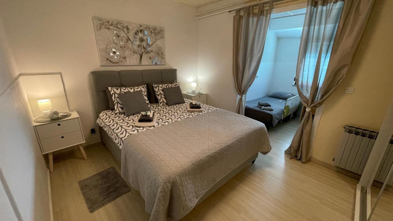 Lux Apartment Barbara Porec Bagian luar foto
